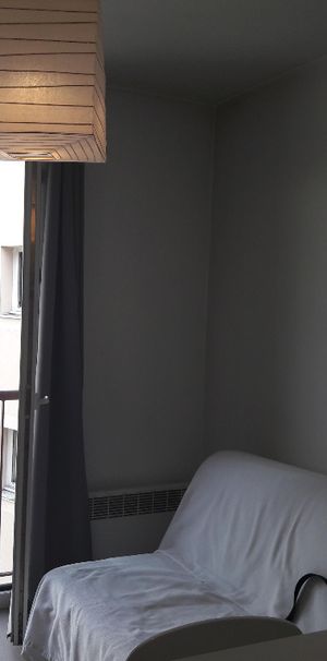 POITIERS: T2 meublé 25.92 m² + PARKING - Photo 1