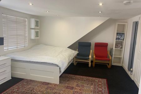 Queens Avenue, WATFORD - Photo 3