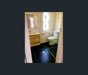 3 BEDROOM HOUSE LOCATED WEST TAMWORTH - Photo 1