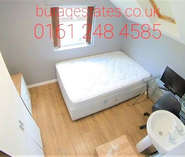 9 bedroom terraced house to rent - Photo 3