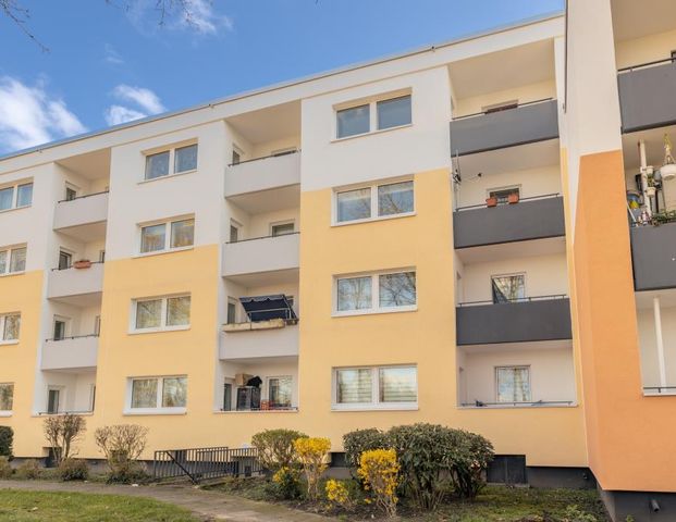 Demnächst frei! 3-Zimmer-Wohnung in Düsseldorf Unterrath - Foto 1