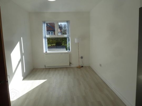 12 Prince Edward Park, Stranmillis, Belfast, BT9 5FZ - Photo 1