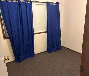 Tidy Three Bedroom in Oxley Vale - Photo 4