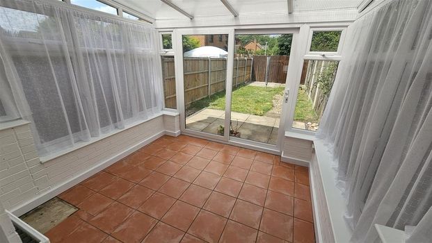 2 bedroom terraced house to rent - Photo 1