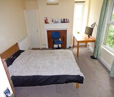 1 Bed - Sea View Place, Aberystwyth, Ceredigion - Photo 5