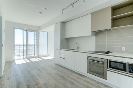 For Lease - 1000 Portage Parkway Unit# 2107, Vaughan, Ontario - Photo 3