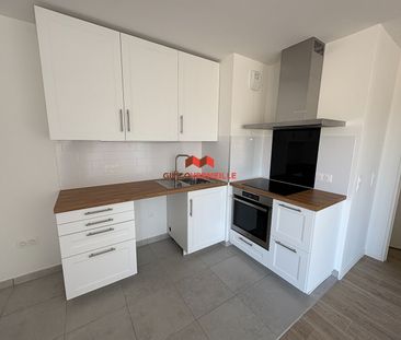 AUBERGENVILLE - Photo 2
