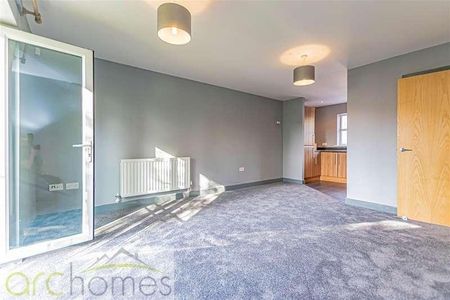 Hindsford Bridge Mews, Atherton, Manchester, M46 - Photo 3