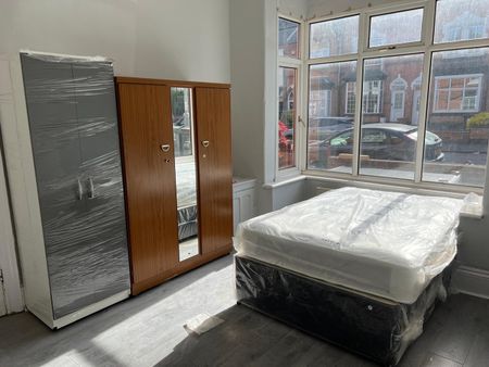 Room in a Shared House, Edwards Road, B24 - Photo 3