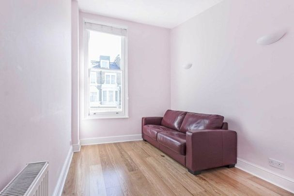 Sinclair Road, Brook Green, W14 - Photo 1