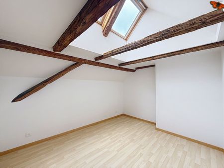 LUMINOUS 3 ½ ROOMS - With a seal in the attic! - Foto 3