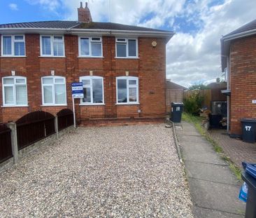 3 bedroom semi-detached house to rent - Photo 3