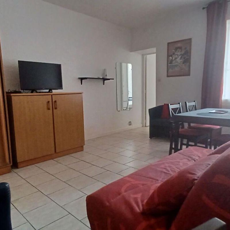 Location Appartement 2 pièces ROCHEFORT 17300 - Photo 1