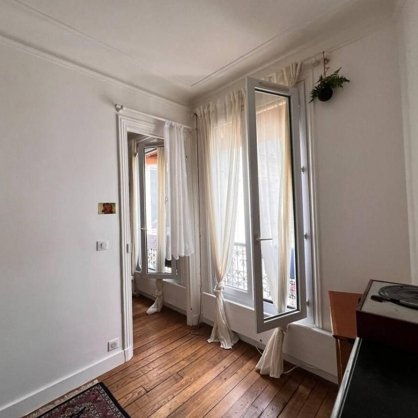 Appartement Paris 2 pièce(s) 35.10 m2 75011 PARIS - Photo 1