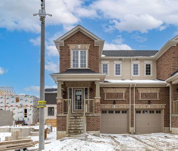 For Lease - 12 Wagon Lane, Barrie, Ontario - Photo 2