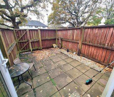 2 bedroom maisonette to rent - Photo 6