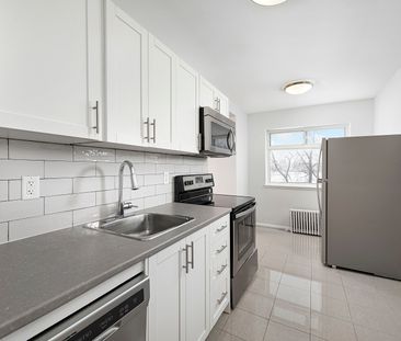 Crown Hill Place Apartments — Etobicoke1 Bedroom - Photo 4
