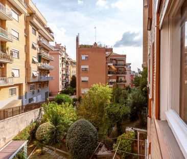 Viale Dei Colli Portuensi, Roma, Lazio 00151 - Photo 3