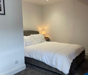 3 bedroom semi-detached house to rent - Photo 3