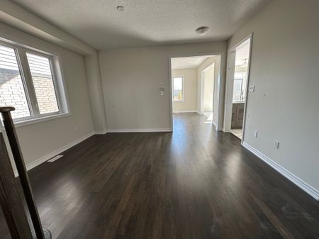 For Lease - 17 Cahill Drive Unit# Upper, Brantford, Ontario - Photo 3