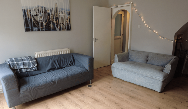 4 bedroom terraced house to rent - Photo 1