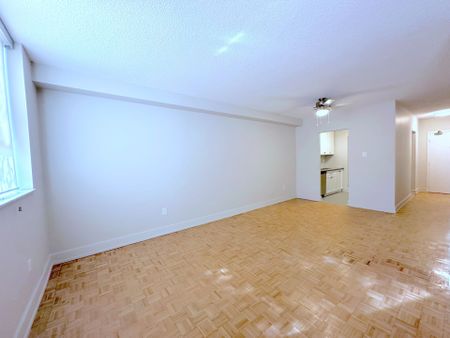 For Lease - 190 Clark Boulevard Unit# 103, Brampton, Ontario - Photo 2
