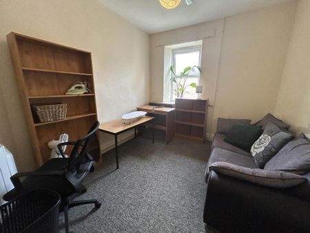 4 bedroom house to rent - Photo 2