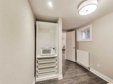 For Lease - 251 Manning (Lower) Avenue, Toronto, Ontario - Photo 2