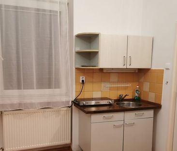 Ponúkame na prenájom 1-izbový byt v Nových Zámkoch - Photo 2