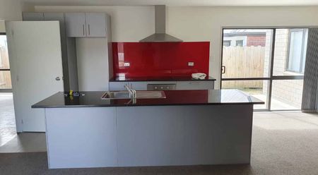 Takanini - Modern 4 Bedroom Home - Photo 5