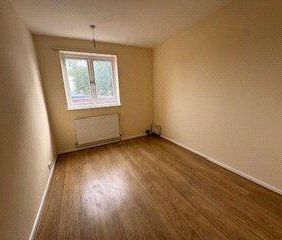 3 bedroom flat to rent - Photo 5