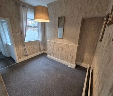 2 bedroom terraced house to rent - Photo 3