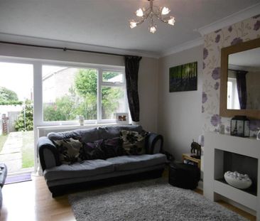 2 bedroom terraced house to rent - Photo 1