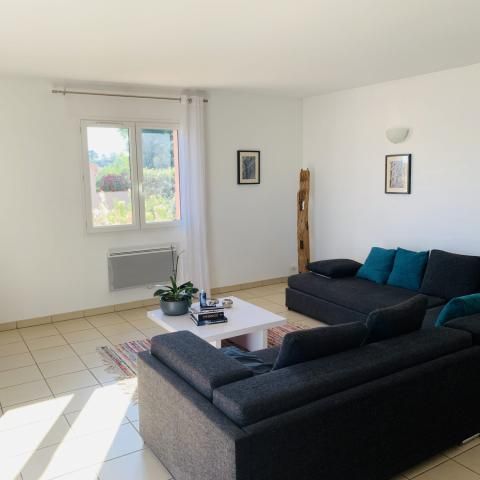 Maison à louer - 5 pièces - 139 m² - Photo 1