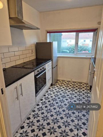 2 bedroom terraced house to rent - Photo 5