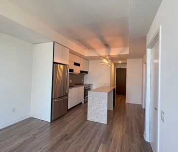 For Lease - 4065 Confederation Parkway Unit# 1907, Mississauga, Ont... - Photo 2