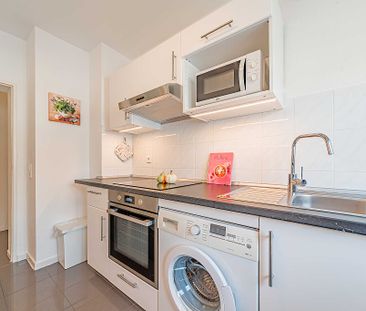 City-Residence: Schön möblierte 2-Zimmer-Wohnung mit Balkon - Photo 4