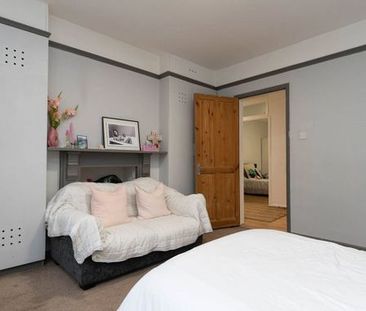 3 bedroom property to rent - Photo 2