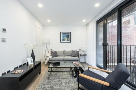 2 bedroom flat to rent - Photo 2