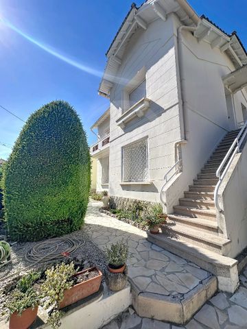Location Appartement 2 pièces 47m² MONTPELLIER 34000 - Photo 4