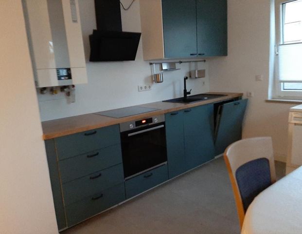 4-Zimmer-Wohnung mit Balkon und Garage - Foto 1