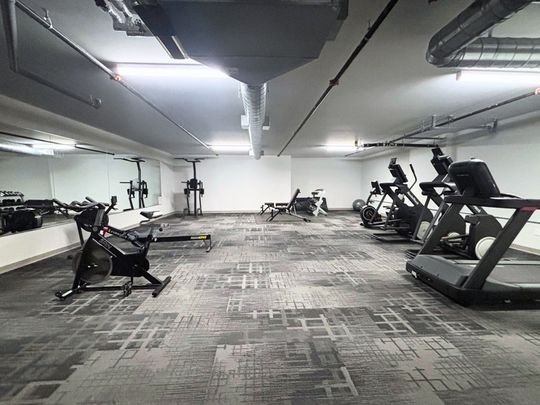 $3,599 / 2 br / 2 ba / 1378 sqft 181 James St N PH4 - Photo 1