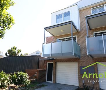 ADAMSTOWN MODERN 2 BEDROOMS - Photo 4