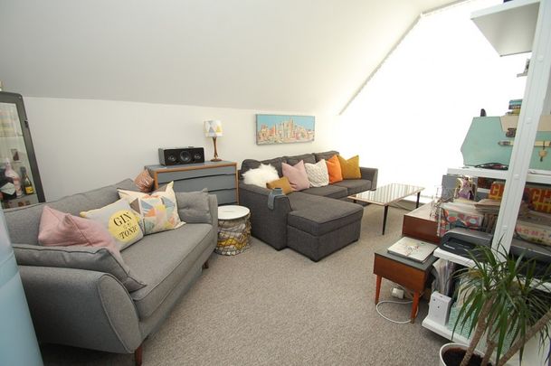 Churchfield House, Churchfield Road,SL9 - Photo 1