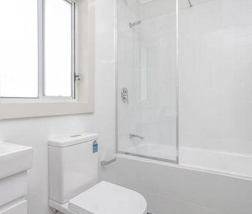 Contemporary Two-Bedroom Dwelling For Lease - Photo 4