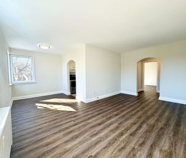 For Lease - 36 Wood Glen Road Unit# 201, Toronto, Ontario - Photo 3