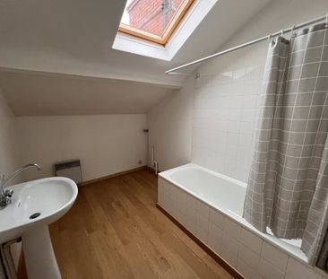 APPARTEMENT T3 A LOUER - LYON 7EME ARRONDISSEMENT - 47.33 m2 - 836 ... - Photo 3