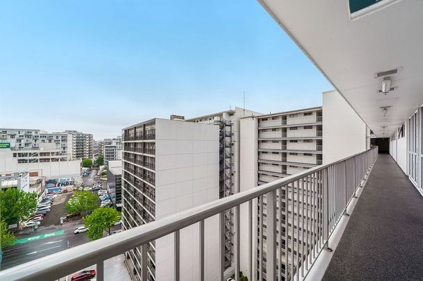 1 Bedroom Apartment - Photo 1