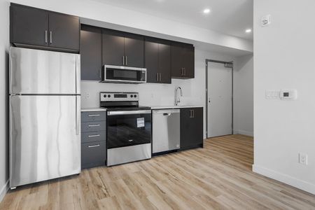 177 Armstrong Street, Hintonburg - Mechanicsville, Ottawa, ON - Photo 3