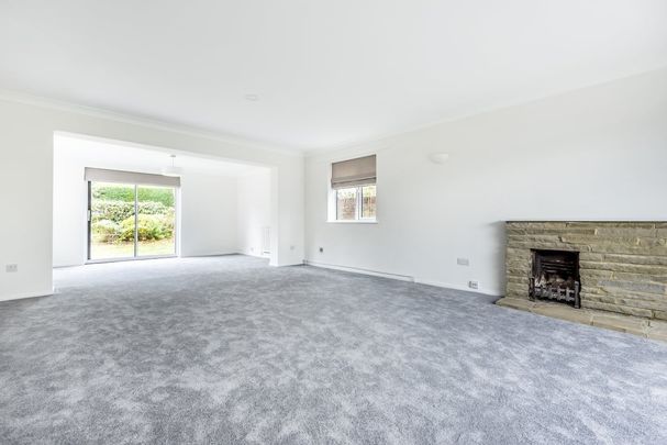 4 bedroom detached house to rent - Photo 1